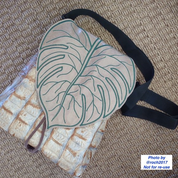 Monstera Leaf Leather Convertible Backpack - Picture 15 of 16